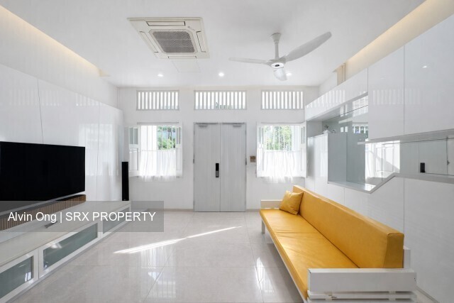 Sturdee Road (D8), Terrace #533416221